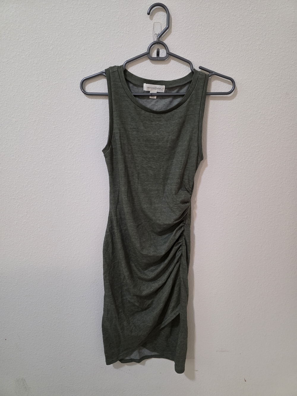 Treasure & Bond Olive Green Sleeveless Midi with Side Ruching